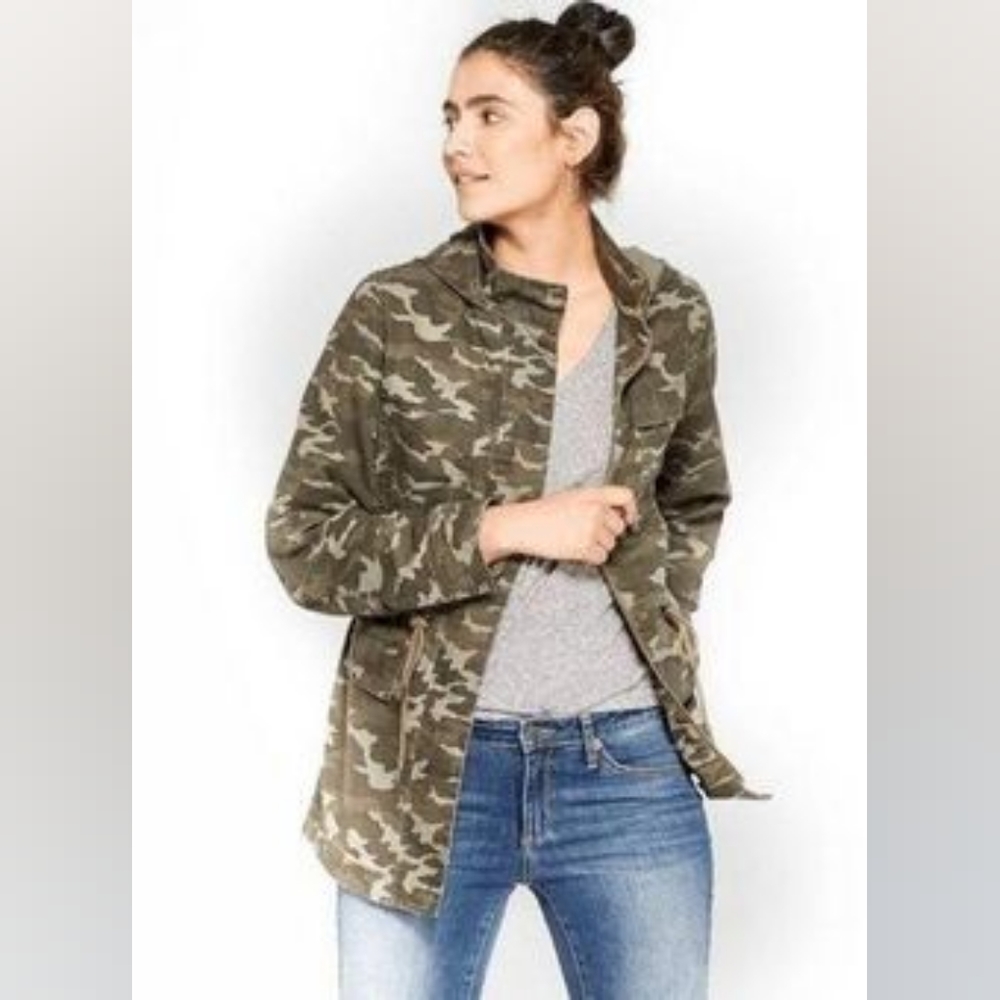 Universal Thread Camo Utility Jacket  XSmall  NWT